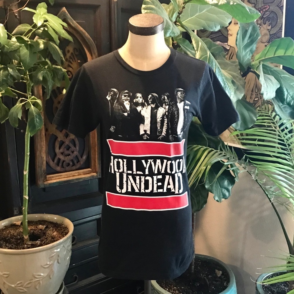 Hollywood Undead graphic band tee